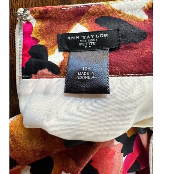 Ann Taylor Cotton Splattered Paint Lined Skirt Women Sz 10P Office & Work Ready - Picture 6 of 8